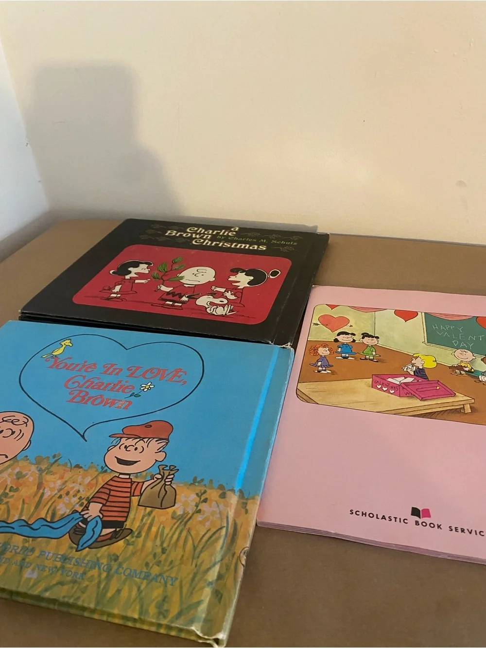 Lot Vintage Charlie Brown Books - Christmas (First Edition 1965) Your in love